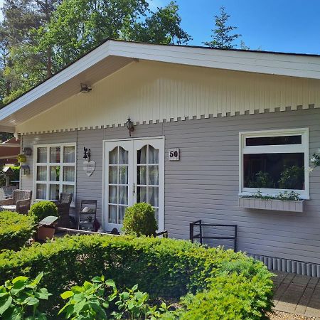 Charme Chalet Zutendaal Exterior foto