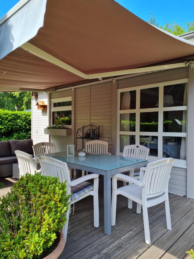 Charme Chalet Zutendaal Exterior foto