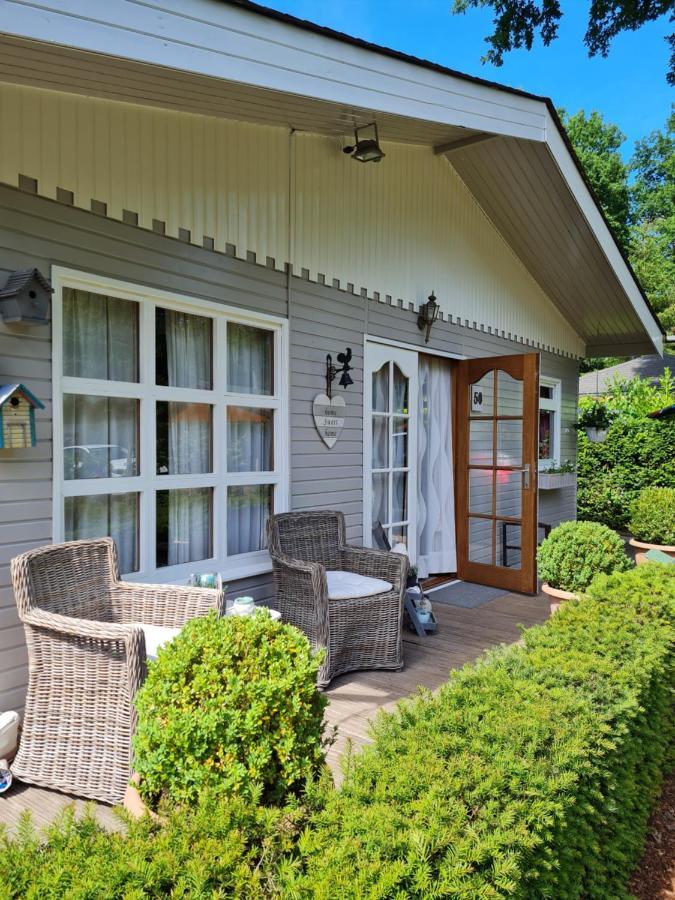 Charme Chalet Zutendaal Exterior foto